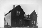 1202-1204 S 5TH AVE, a Front Gabled house, built in La Crosse, Wisconsin in .