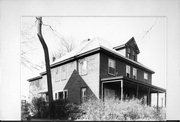 132 S 9TH ST, a American Foursquare house, built in La Crosse, Wisconsin in .