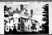 221 S 10TH ST, a Queen Anne house, built in La Crosse, Wisconsin in 1886.