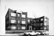 203 S 16TH ST, a Neoclassical/Beaux Arts apartment/condominium, built in La Crosse, Wisconsin in 1924.