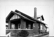 111 S 17TH ST, a Bungalow house, built in La Crosse, Wisconsin in 1920.