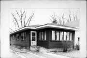 127 S 19TH ST, a Bungalow house, built in La Crosse, Wisconsin in 1924.
