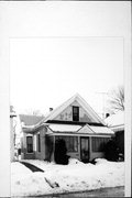 407 AVON ST, a Front Gabled house, built in La Crosse, Wisconsin in .