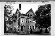 950 CASS ST, a Queen Anne house, built in La Crosse, Wisconsin in 1884.