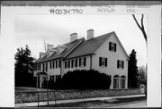1304 CASS ST, a Colonial Revival/Georgian Revival house, built in La Crosse, Wisconsin in 1918.