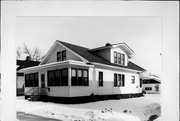 1338 GEORGE ST, a Bungalow house, built in La Crosse, Wisconsin in 1920.