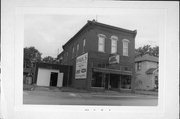 1513 GEORGE ST 1513 GEORGE ST, a Italianate small retail building, built in La Crosse, Wisconsin in 1892.