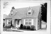 1137 GRANDAD TERRACE, a Colonial Revival/Georgian Revival house, built in La Crosse, Wisconsin in .