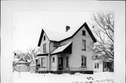 1222 JACKSON ST, a Front Gabled house, built in La Crosse, Wisconsin in .