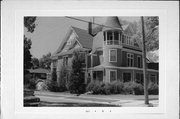 928-932 KING ST (204 S 10TH ST), a Queen Anne house, built in La Crosse, Wisconsin in 1891.