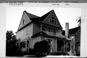 1522 MAIN ST, a Queen Anne house, built in La Crosse, Wisconsin in 1897.