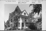 1933 MAIN ST 1933 MAIN ST, a Queen Anne house, built in La Crosse, Wisconsin in .