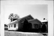 2120 MAIN ST, a Bungalow house, built in La Crosse, Wisconsin in .