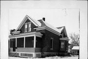 1625 MARKET ST, a One Story Cube house, built in La Crosse, Wisconsin in .
