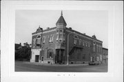800 ROSE ST, a Queen Anne bank/financial institution, built in La Crosse, Wisconsin in 1887.