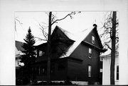 1325 STATE ST, a Queen Anne house, built in La Crosse, Wisconsin in 1900.