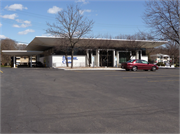 302 N MIDVALE BLVD, a Contemporary bank/financial institution, built in Madison, Wisconsin in 1967.
