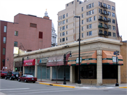 117-125 W MIFFLIN ST, a Neoclassical/Beaux Arts small retail building, built in Madison, Wisconsin in 1922.