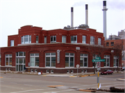 701 E WASHINGTON AVE, a Twentieth Century Commercial automobile showroom, built in Madison, Wisconsin in 1915.