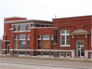 701 E WASHINGTON AVE, a Twentieth Century Commercial automobile showroom, built in Madison, Wisconsin in 1915.