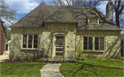 4524 N CRAMER ST, a Other Vernacular house, built in Whitefish Bay, Wisconsin in 1925.