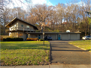 454 MOHAWK DR, a Contemporary house, built in Janesville, Wisconsin in 1961.