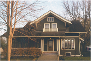221 MILL ST 221 MILL ST, a Bungalow house, built in Lodi, Wisconsin in 1915.