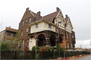 3424 W WISCONSIN AVE, a German Renaissance Revival house, built in Milwaukee, Wisconsin in 1905.