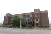 2708 W WISCONSIN AVE, a English Revival Styles school – elem/middle/jr high/high, built in Milwaukee, Wisconsin in 1921.