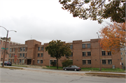 2801 W WISCONSIN AVE, a Contemporary live-in care facility/sanitarium, built in Milwaukee, Wisconsin in 1969.