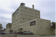 400 S 5TH ST, a Astylistic Utilitarian Building industrial bldg/manufacturing facility, built in Milwaukee, Wisconsin in 1911.