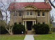 1810 N HI-MOUNT BLVD, a Neoclassical/Beaux Arts house, built in Milwaukee, Wisconsin in 1916.