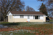 N6237 RIVER HEIGHTS DR, a Contemporary house, built in Plymouth, Wisconsin in 1955.