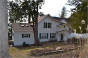 10193 N WATER ST, a Gabled Ell hotel/motel, built in Ephraim, Wisconsin in .