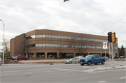 3077 N MAYFAIR RD, a Contemporary large office building, built in Wauwatosa, Wisconsin in 1984.