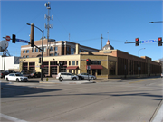 434 E WALNUT ST, a Commercial Vernacular gas station/service station, built in Green Bay, Wisconsin in 1930.