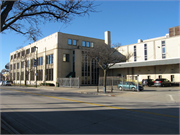 129 N MADISON ST 129 N MADISON ST, a Contemporary large office building, built in Green Bay, Wisconsin in 1969.
