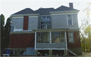 1212 WASHINGTON AVE, a Queen Anne house, built in Oshkosh, Wisconsin in 1895.