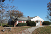 10300 W WISCONSIN AVE, a Ranch park shelter/building, built in Wauwatosa, Wisconsin in 1948.