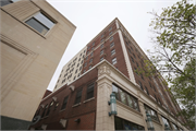 119-123 W WASHINGTON AVE, a English Revival Styles lodging-hotel, built in Madison, Wisconsin in 1924.