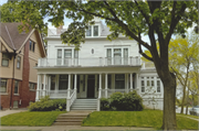 2704 N SHEPARD AVE, a Colonial Revival/Georgian Revival house, built in Milwaukee, Wisconsin in 1895.