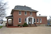 305 W MAIN ST 305 W MAIN ST, a American Foursquare religious residence, built in Dickeyville, Wisconsin in 1930.