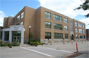 304 N 6TH ST, a Other Vernacular small office building, built in La Crosse, Wisconsin in 1939.