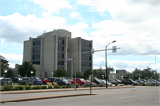 400 LACROSSE ST, a Contemporary city/town/village hall/auditorium, built in La Crosse, Wisconsin in 1970.