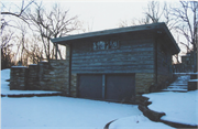 S33 W26950 HAWTHORNE HOLLOW DR, a Contemporary house, built in Waukesha, Wisconsin in 1956.