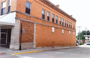 73-85 E MAIN ST, a Italianate retail building, built in Platteville, Wisconsin in 1898.