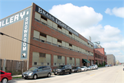 1101 W ST PAUL AVE, a Astylistic Utilitarian Building industrial bldg/manufacturing facility, built in Milwaukee, Wisconsin in 1951.
