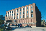 204-224 W WASHINGTON ST 204-224 W WASHINGTON ST, a Astylistic Utilitarian Building industrial bldg/manufacturing facility, built in Milwaukee, Wisconsin in .