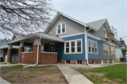 362 BROAD ST, a Bungalow house, built in Menasha, Wisconsin in 1920.