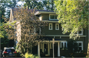 1901 VILAS AVE 1901 VILAS AVE, a Craftsman house, built in Madison, Wisconsin in 1915.
